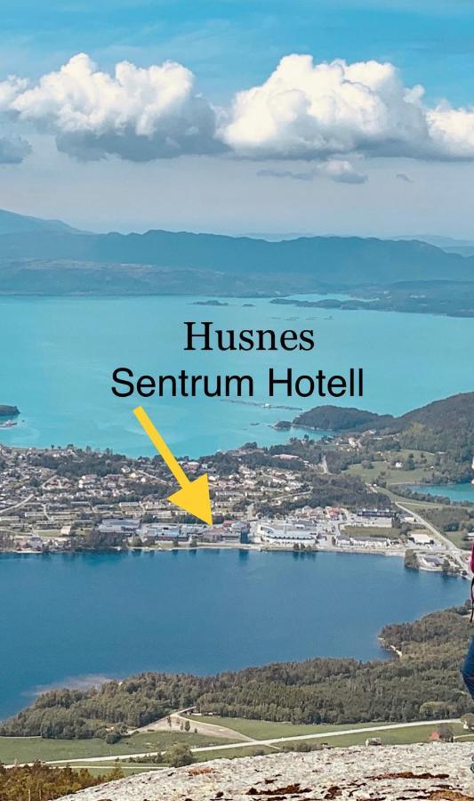 Husnes Sentrum Hotell エクステリア 写真