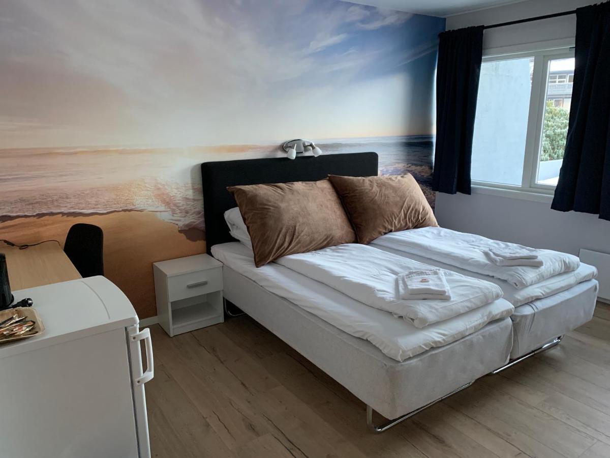 Husnes Sentrum Hotell エクステリア 写真