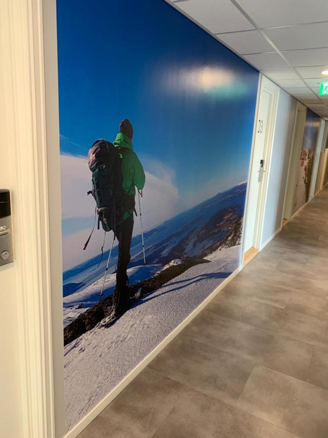 Husnes Sentrum Hotell エクステリア 写真