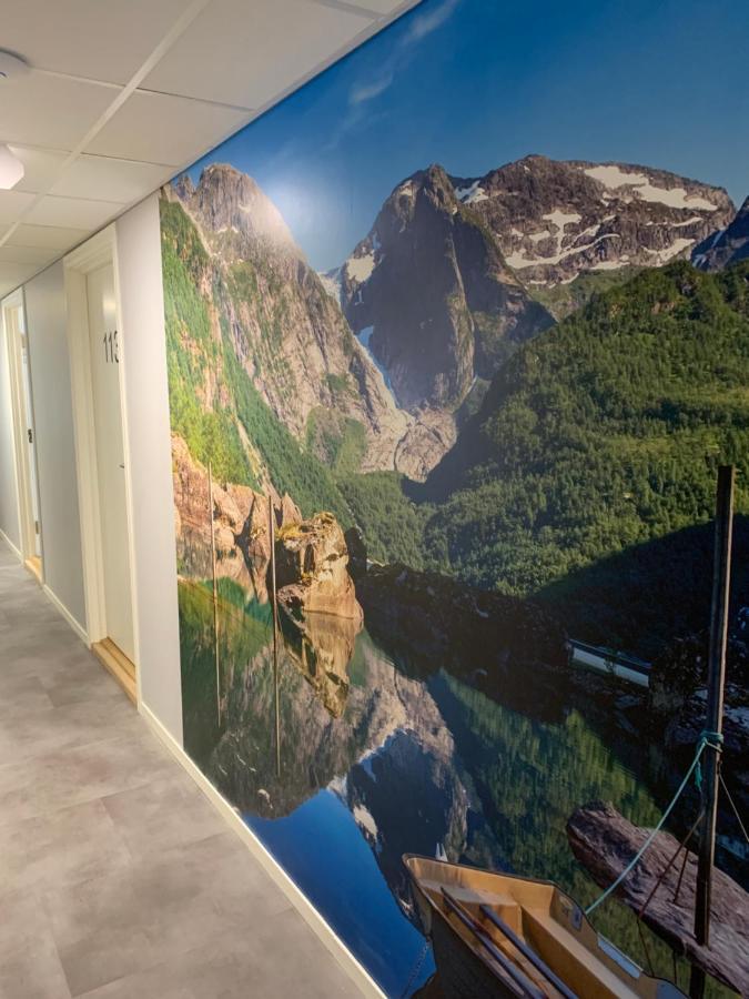 Husnes Sentrum Hotell エクステリア 写真
